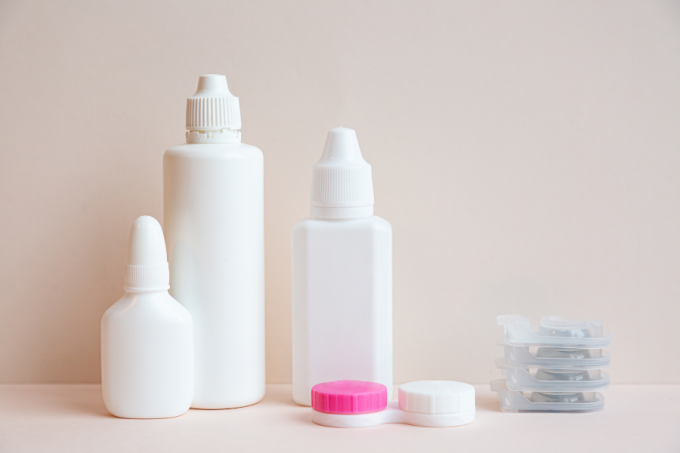 Konserwanty w płynach do soczewek - co to takiego?